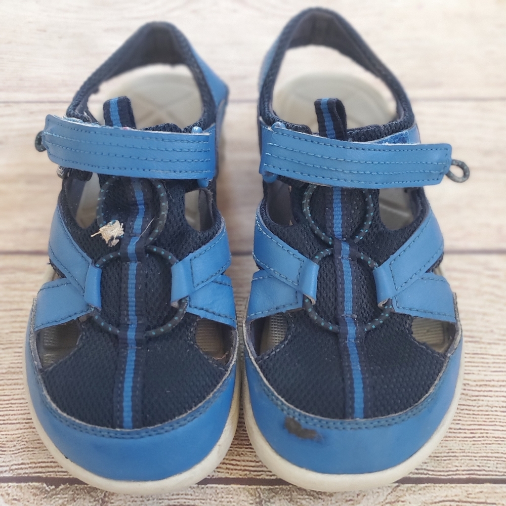 5/$20🌟Columbia Kids Blue Sandals - Picture 2 of 8